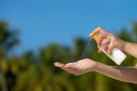 Thường xuyên sử dụng kem chống nắng giúp bảo vệ da